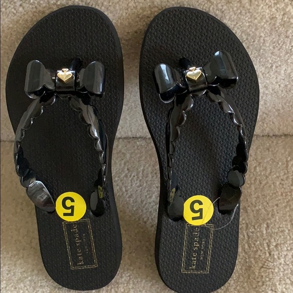 kate spade Shoes - NWOT Kate Spade Flip Flops